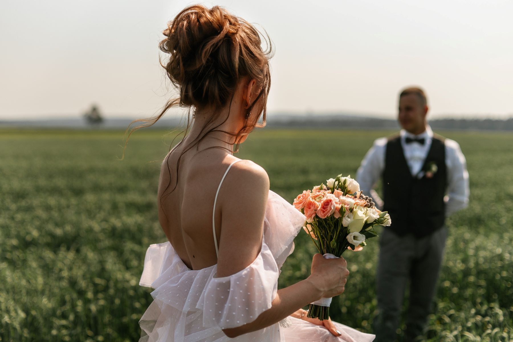 Timeless Romance: The Art of White in Wedding Photography