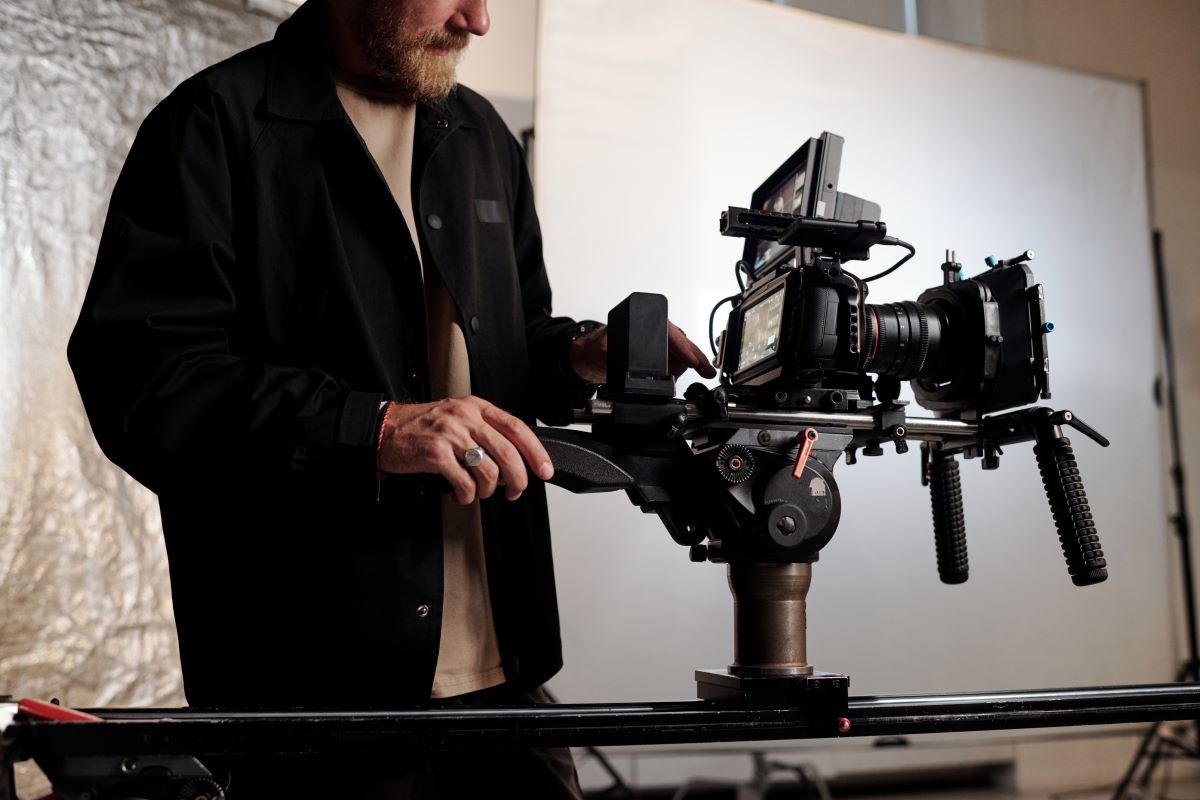 Behind the Camera, Key Techniques for Stunning Visuals